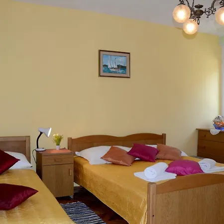 Apartment Alenka