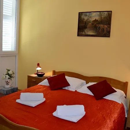 Apartment Alenka *